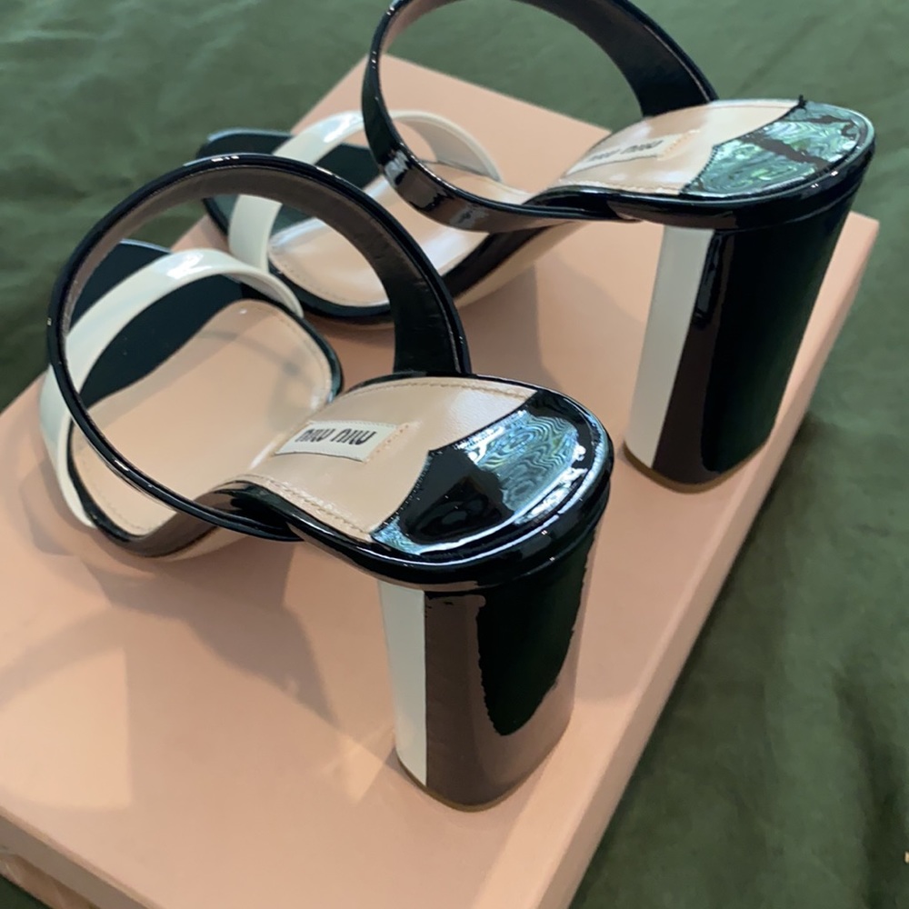 Miu Miu Vernice Bicolour heels BNIB 39 - Picture 5 of 9